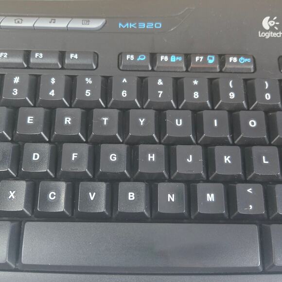 Logitech mk320 Wireless Full Keyboard & Mouse Combo with USB Receiver - Picture 7 of 16